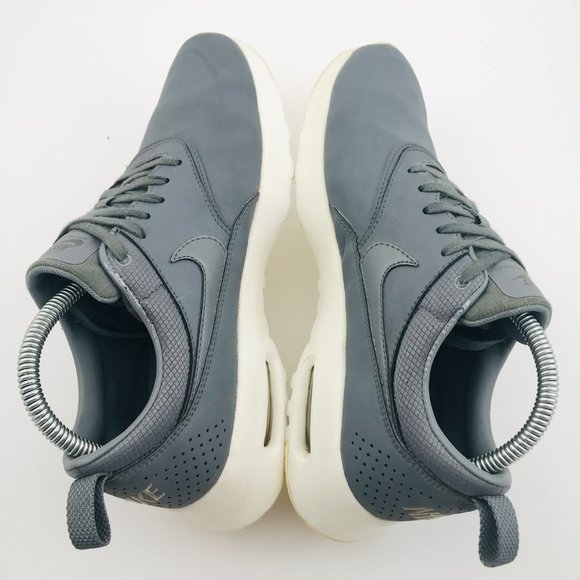 Nike Women's Air Max Thea size 8 Grey White (616723-008) - Picture 6 of 9
